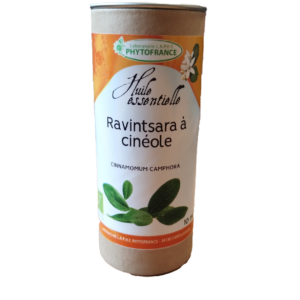 Flacon d’huile essentielle de Ravintsara à cinéole Bio 10 ml.