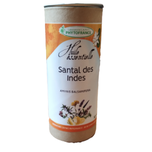 Flacon d’huile essentielle d’Amyris balsamifera, également appelée Santal des Indes.