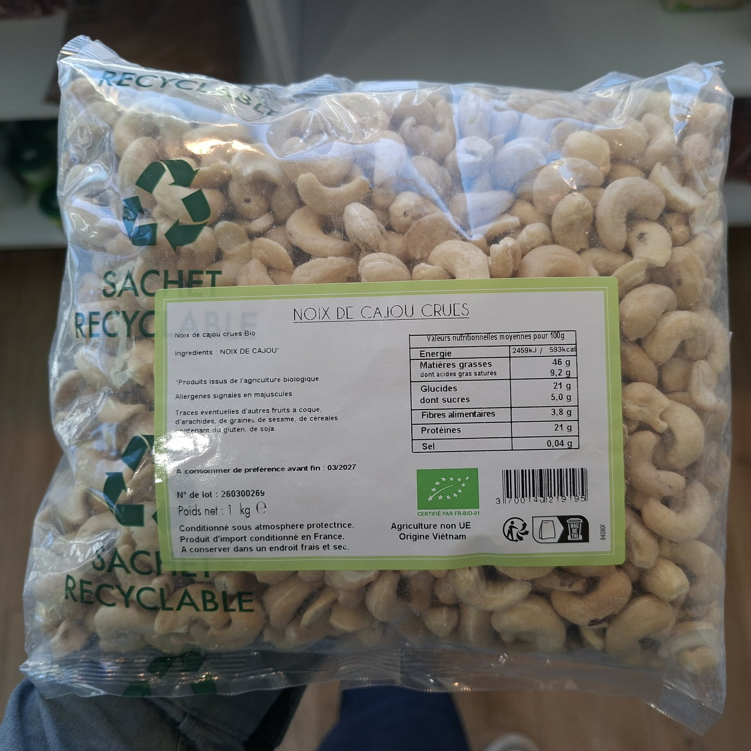 Noix de cajou nature Bio 1 kg origine Vietnam – Naturaly Bailleul