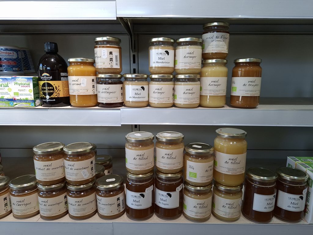 Sélection de miels bio et non bio à Naturaly Bailleul